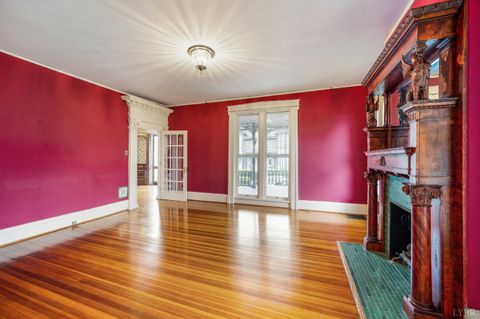 Tiny photo for 602 Washington Street, Lynchburg, VA 24504 (MLS # 366517)