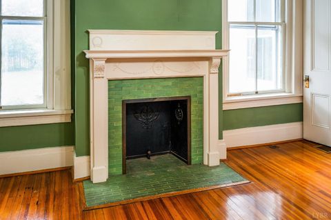 Tiny photo for 602 Washington Street, Lynchburg, VA 24504 (MLS # 366517)