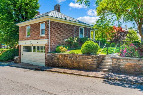 Tiny photo for 602 Washington Street, Lynchburg, VA 24504 (MLS # 366517)