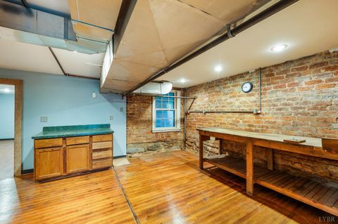 Tiny photo for 602 Washington Street, Lynchburg, VA 24504 (MLS # 366517)