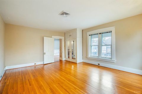 Tiny photo for 602 Washington Street, Lynchburg, VA 24504 (MLS # 366517)