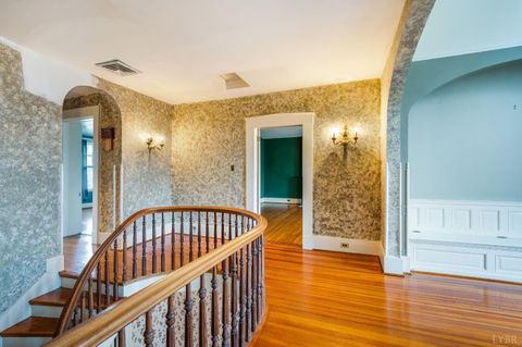 Tiny photo for 602 Washington Street, Lynchburg, VA 24504 (MLS # 366517)