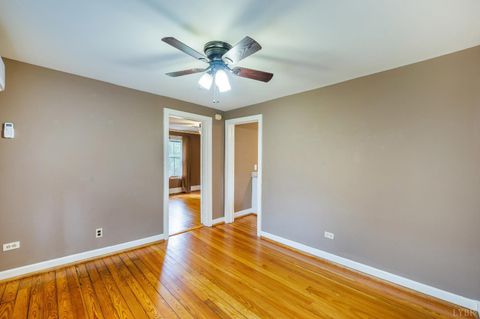 Tiny photo for 602 Washington Street, Lynchburg, VA 24504 (MLS # 366517)