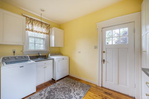 Tiny photo for 602 Washington Street, Lynchburg, VA 24504 (MLS # 366517)