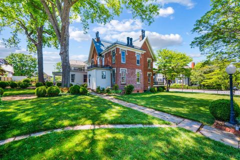 Tiny photo for 602 Washington Street, Lynchburg, VA 24504 (MLS # 366517)