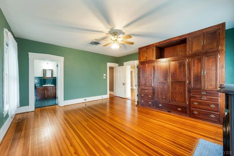 Tiny photo for 602 Washington Street, Lynchburg, VA 24504 (MLS # 366517)