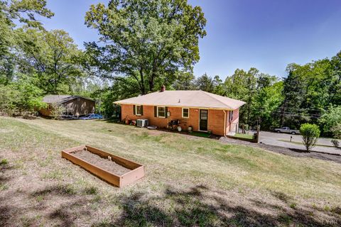 Tiny photo for 1622 Toddsbury Road, Altavista, VA 24517 (MLS # 366094)