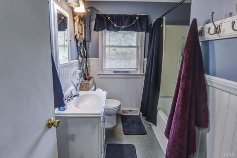 Tiny photo for 1622 Toddsbury Road, Altavista, VA 24517 (MLS # 366094)