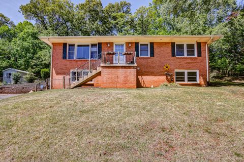 Photo of 1622 Toddsbury Road, Altavista, VA 24517 (MLS # 366094)