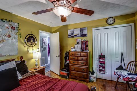 Tiny photo for 1622 Toddsbury Road, Altavista, VA 24517 (MLS # 366094)