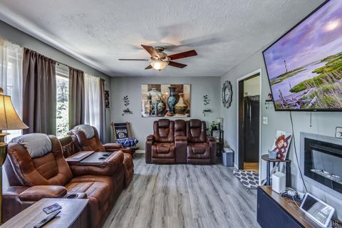 Tiny photo for 1622 Toddsbury Road, Altavista, VA 24517 (MLS # 366094)