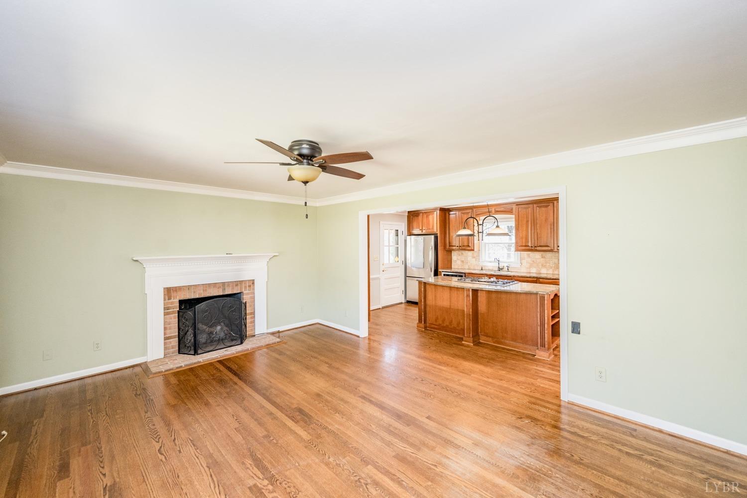 2312 Glencove Pl, Lynchburg, Virginia image 3