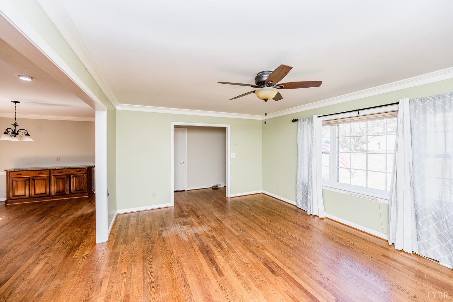 2312 Glencove Pl, Lynchburg, Virginia image 4