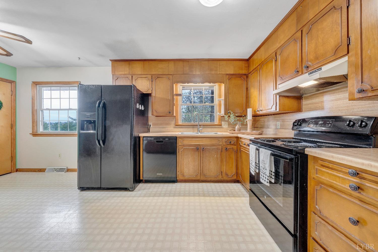 4774 Northwood Drive, Roanoke, Virginia image 9