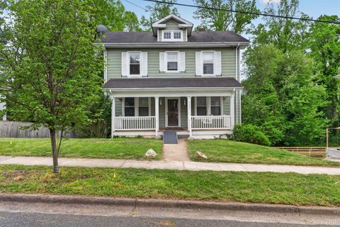 Tiny photo for 1131 Rhode Island Avenue, Lynchburg, VA 24502 (MLS # 365936)