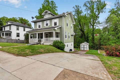 Tiny photo for 1131 Rhode Island Avenue, Lynchburg, VA 24502 (MLS # 365936)