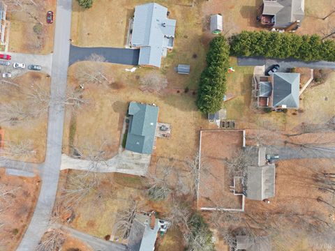 Tiny photo for 111 Britt Place, Forest, VA 24551 (MLS # 364684)