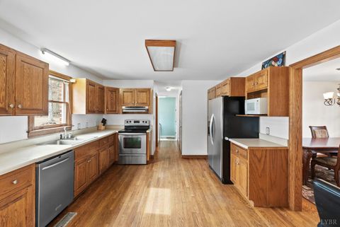 Tiny photo for 111 Britt Place, Forest, VA 24551 (MLS # 364684)