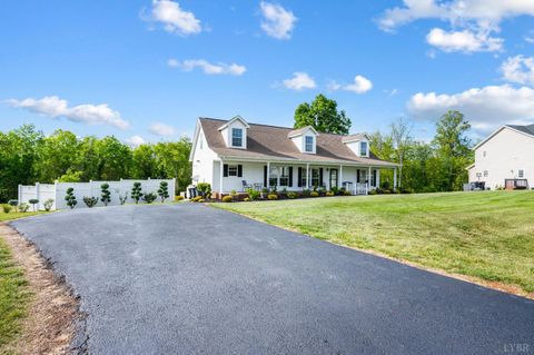 Tiny photo for 136 Montfair Drive, Amherst, VA 24521 (MLS # 366427)