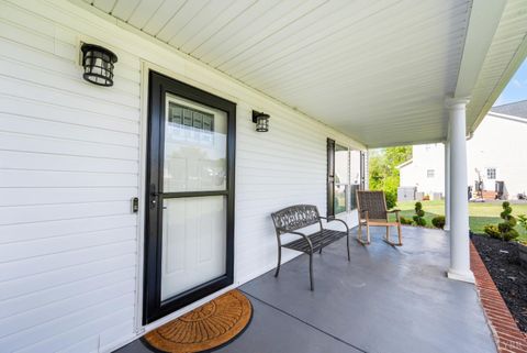 Tiny photo for 136 Montfair Drive, Amherst, VA 24521 (MLS # 366427)