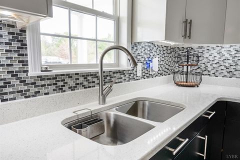 Tiny photo for 136 Montfair Drive, Amherst, VA 24521 (MLS # 366427)