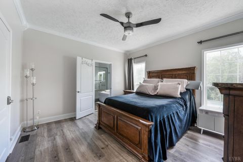Tiny photo for 136 Montfair Drive, Amherst, VA 24521 (MLS # 366427)