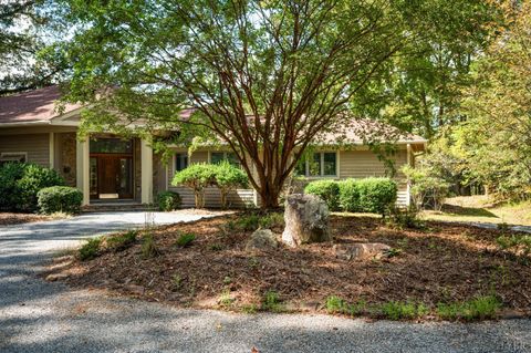 Tiny photo for 477 Gidsville Road, Amherst, VA 24521 (MLS # 362344)
