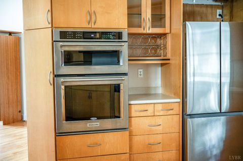 Tiny photo for 477 Gidsville Road, Amherst, VA 24521 (MLS # 362344)