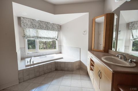 Tiny photo for 477 Gidsville Road, Amherst, VA 24521 (MLS # 362344)