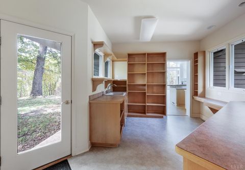 Tiny photo for 477 Gidsville Road, Amherst, VA 24521 (MLS # 362344)