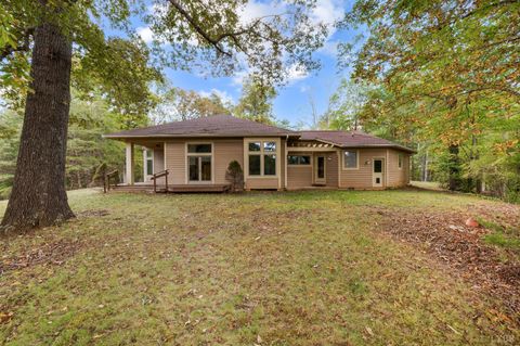 Tiny photo for 477 Gidsville Road, Amherst, VA 24521 (MLS # 362344)