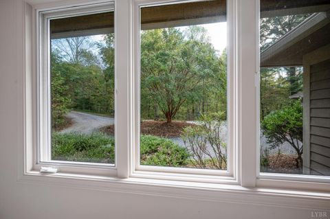 Tiny photo for 477 Gidsville Road, Amherst, VA 24521 (MLS # 362344)
