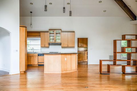 Tiny photo for 477 Gidsville Road, Amherst, VA 24521 (MLS # 362344)