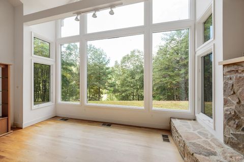 Tiny photo for 477 Gidsville Road, Amherst, VA 24521 (MLS # 362344)