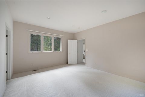 Tiny photo for 477 Gidsville Road, Amherst, VA 24521 (MLS # 362344)