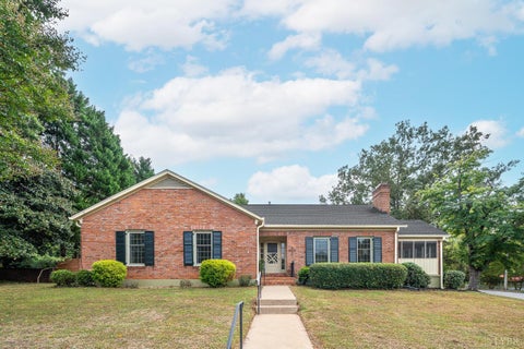 Photo of 1264 Krise Circle, Lynchburg, VA 24503 (MLS # 369480)