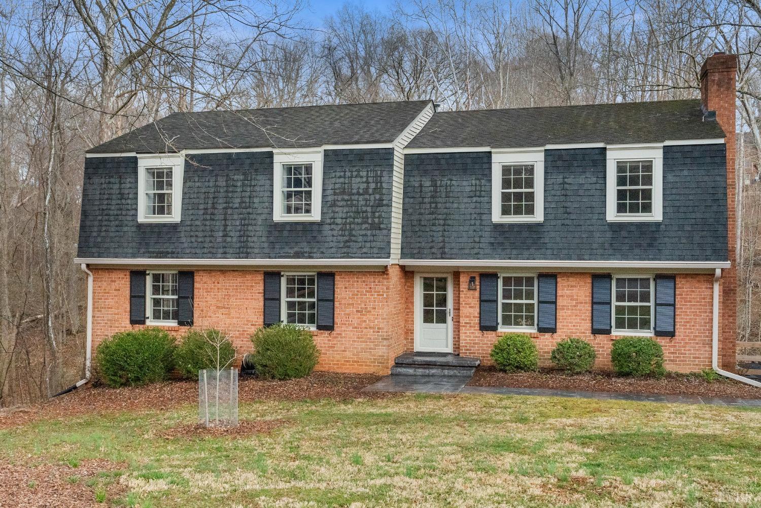 2300 Glencove Place, Lynchburg, Virginia image 2
