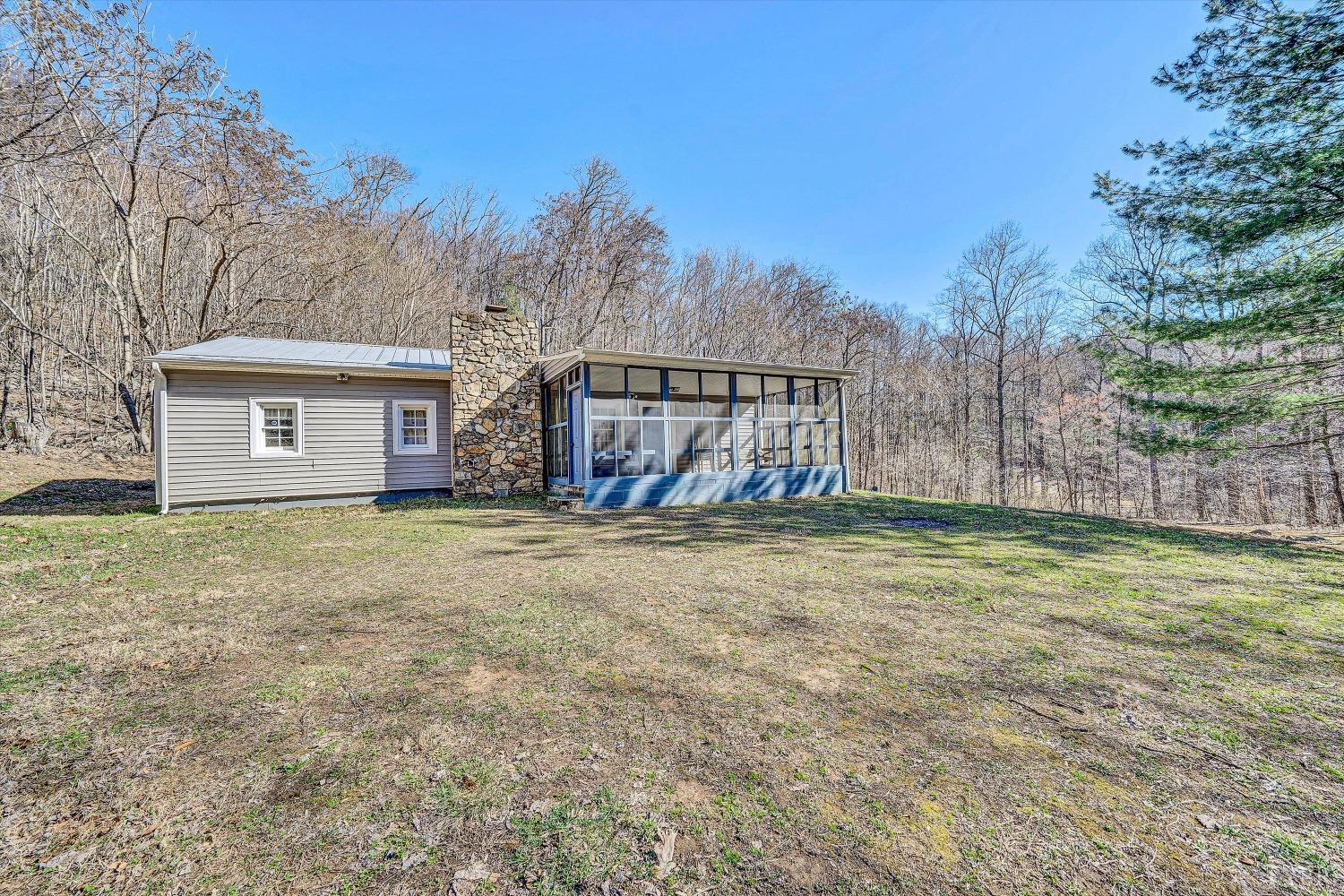 1052 Timber Court, Big Island, Virginia image 9