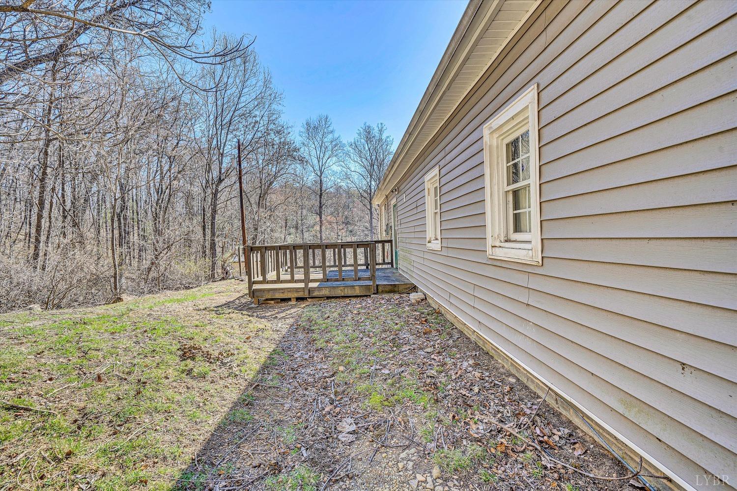 1052 Timber Court, Big Island, Virginia image 25