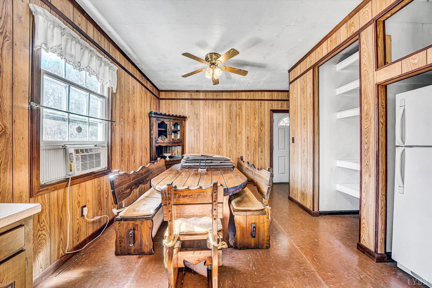 1052 Timber Court, Big Island, Virginia image 18