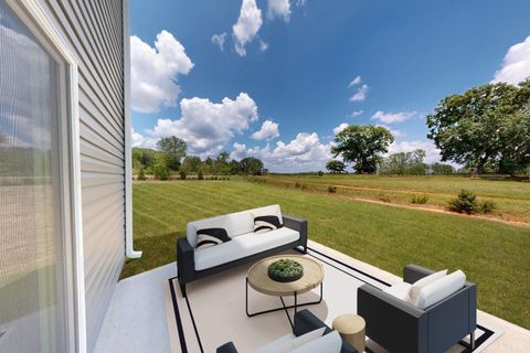 Tiny photo for 58 Crossing Court, Bedford, VA 24523 (MLS # 364638)