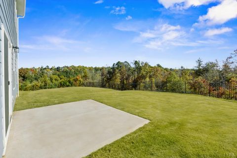 Tiny photo for 58 Crossing Court, Bedford, VA 24523 (MLS # 364638)