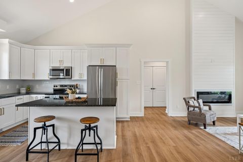 Tiny photo for 0 Hickory Cove Ln, Moneta, VA 24121 (MLS # 363761)