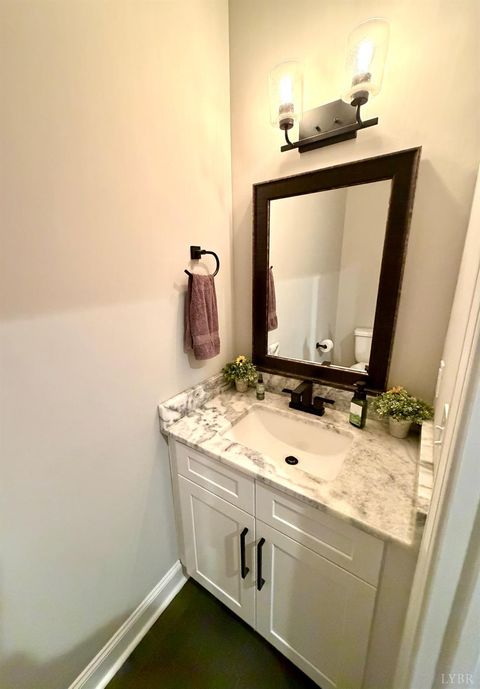 Tiny photo for 1014 Coles Court, Forest, VA 24551 (MLS # 364581)