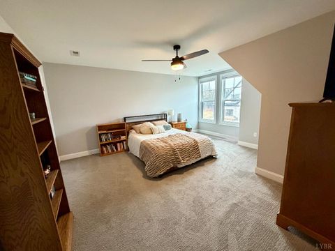 Tiny photo for 1014 Coles Court, Forest, VA 24551 (MLS # 364581)