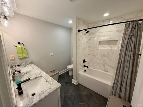 Tiny photo for 1014 Coles Court, Forest, VA 24551 (MLS # 364581)