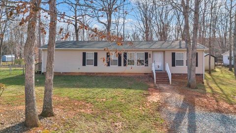 Tiny photo for 1060 Marble Creek Court, Lynch Station, VA 24571 (MLS # 364990)