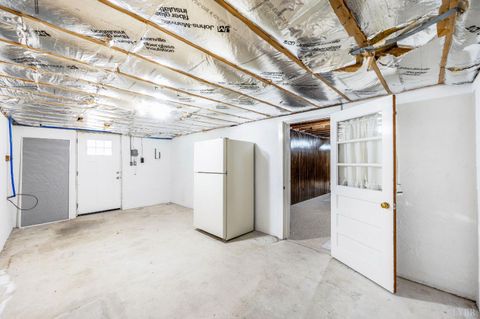 Tiny photo for 1650 Izaak Walton Road, Madison Heights, VA 24572 (MLS # 365253)