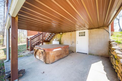 Tiny photo for 1650 Izaak Walton Road, Madison Heights, VA 24572 (MLS # 365253)