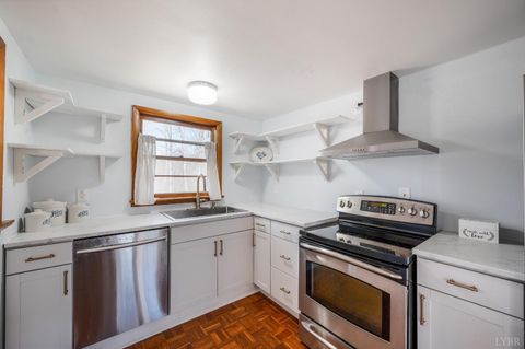 Tiny photo for 1650 Izaak Walton Road, Madison Heights, VA 24572 (MLS # 365253)